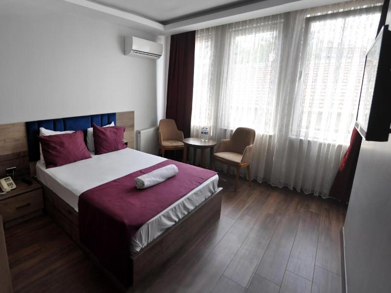 Waha Hotel image