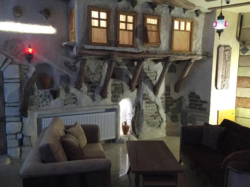 Waha Hotel image