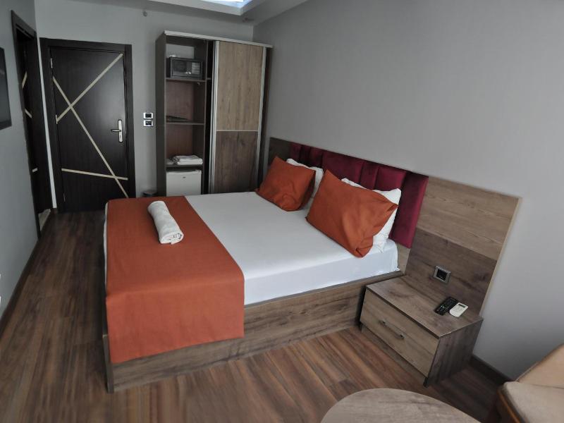 Waha Hotel image