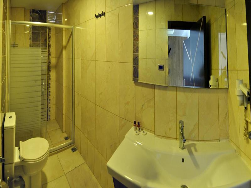 Waha Hotel image