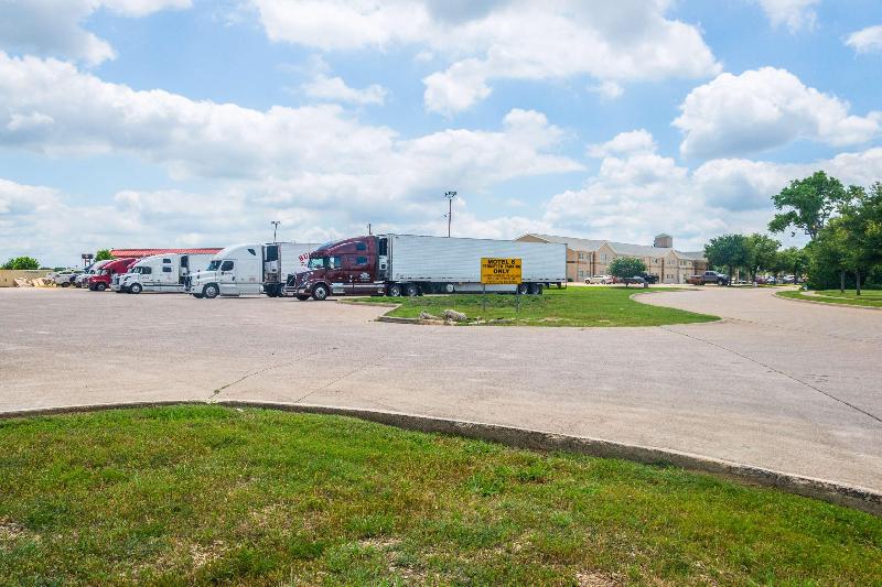 Motel 6 Mesquite Tx Rodeo Convention Ctr image
