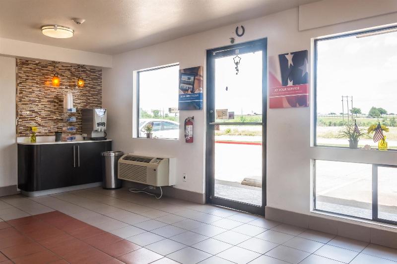 Motel 6 Mesquite Tx Rodeo Convention Ctr image
