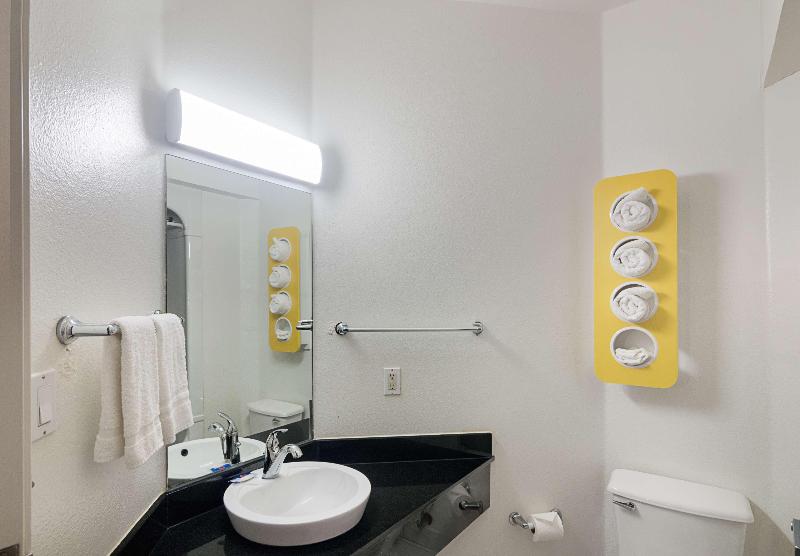 Motel 6 Terrell Tx image