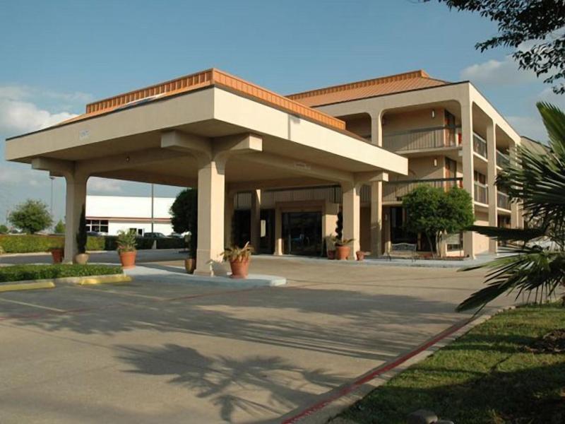 Executive Inn image