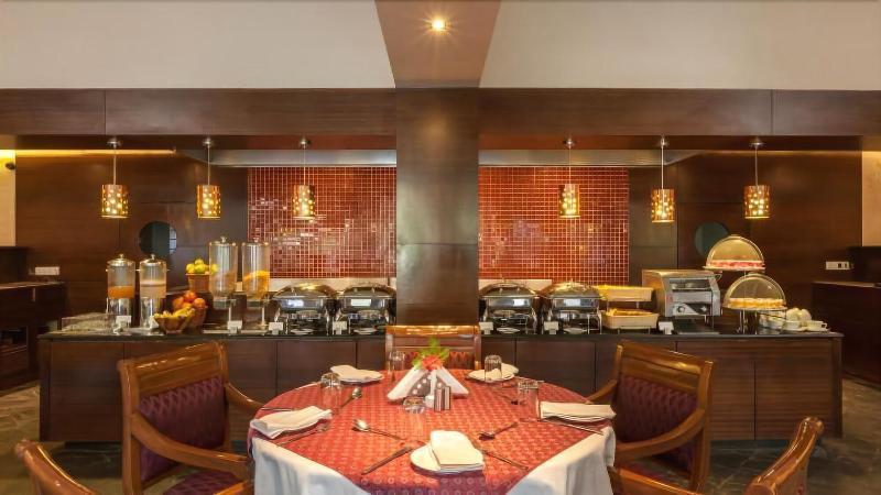 Hotel Hilltone image