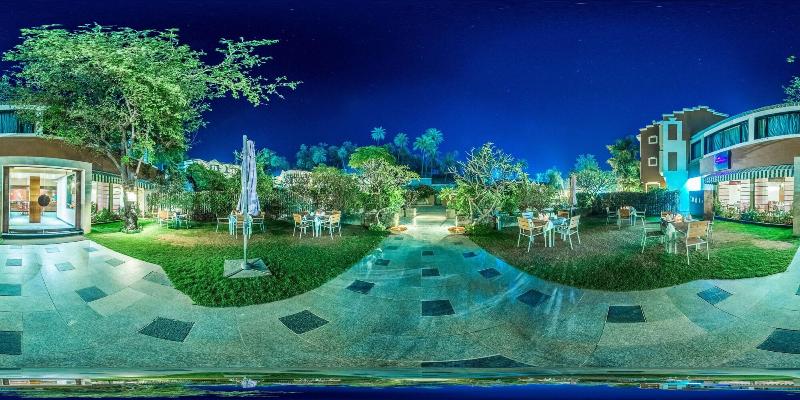 Hotel Hilltone image