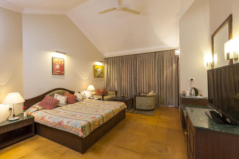 Hotel Hilltone image