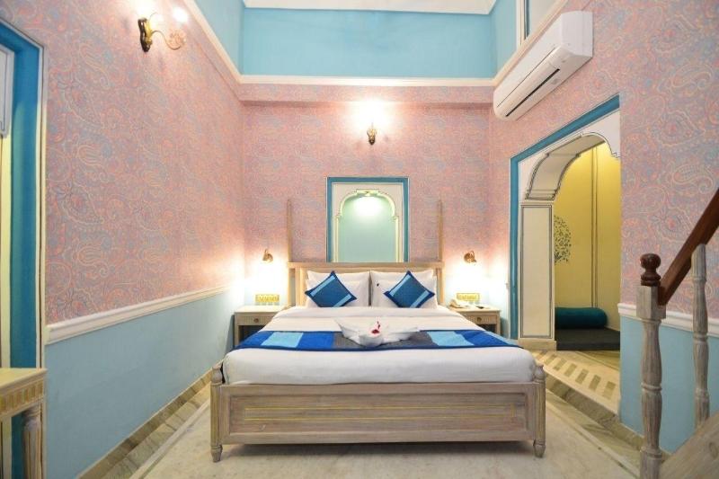 Nirbana Palace A Heritage Hotel image