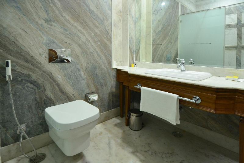 Nirbana Palace A Heritage Hotel image