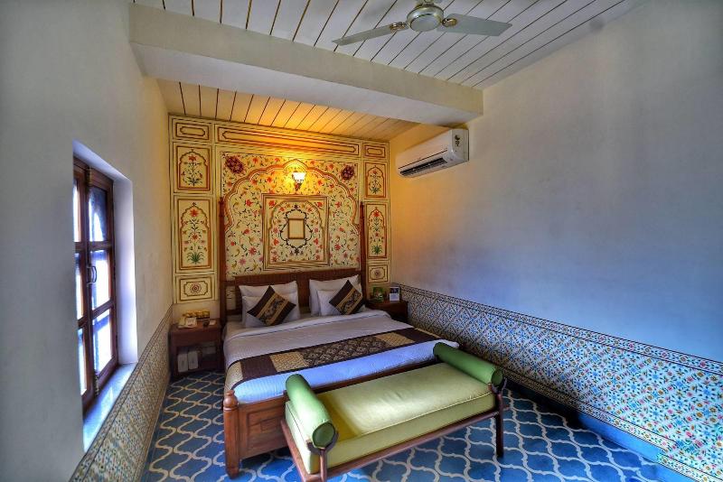 Nirbana Palace A Heritage Hotel image