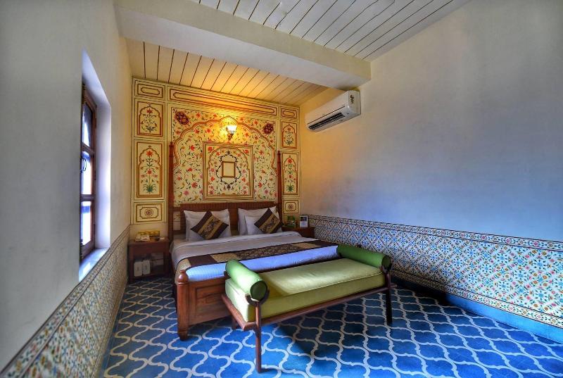 Nirbana Palace A Heritage Hotel image