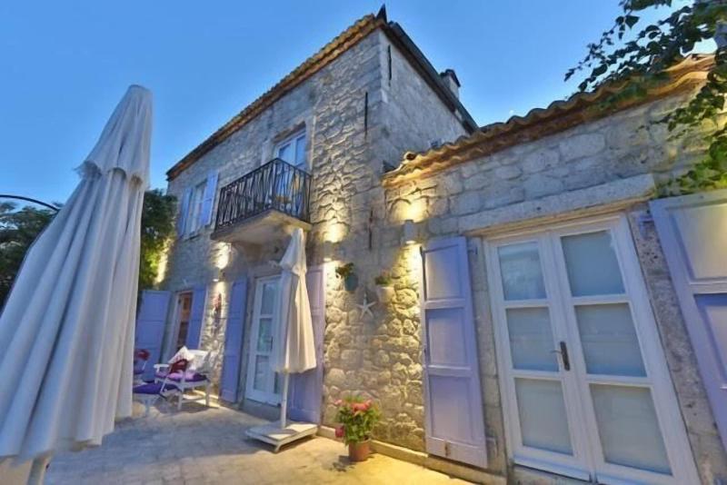 La Grenadine Hotel Adults Only image