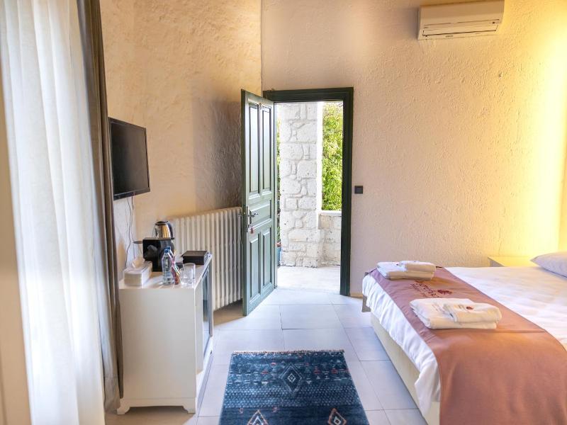 La Grenadine Hotel Adults Only image