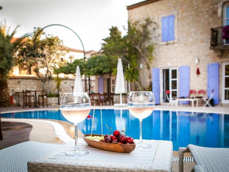 La Grenadine Hotel Adults Only image