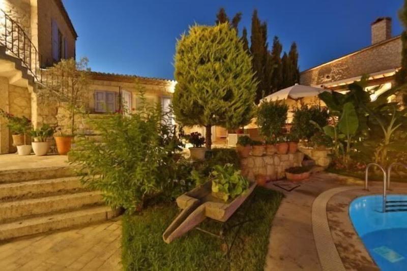 La Grenadine Hotel Adults Only image