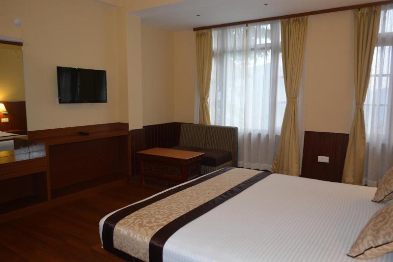 Juniper Residency image