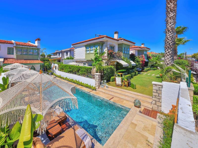 Palas Alacati Adults Only