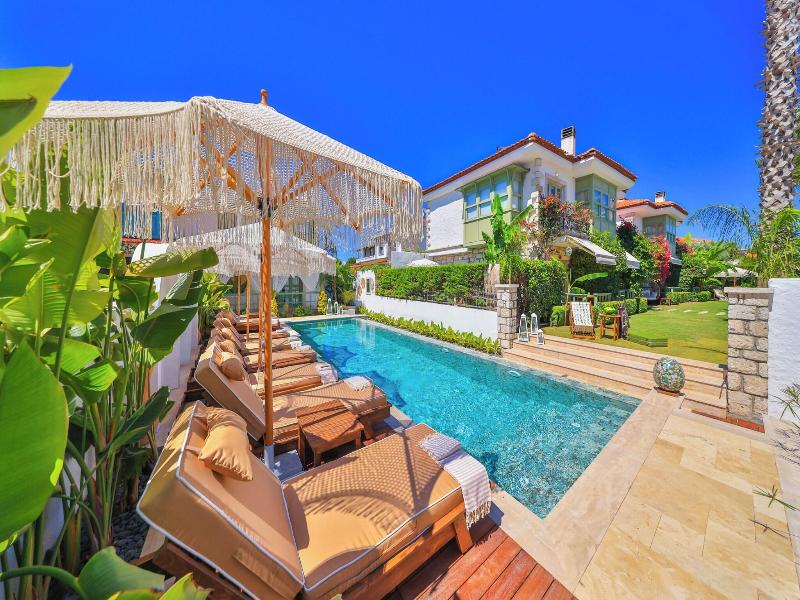 Palas Alacati Adults Only