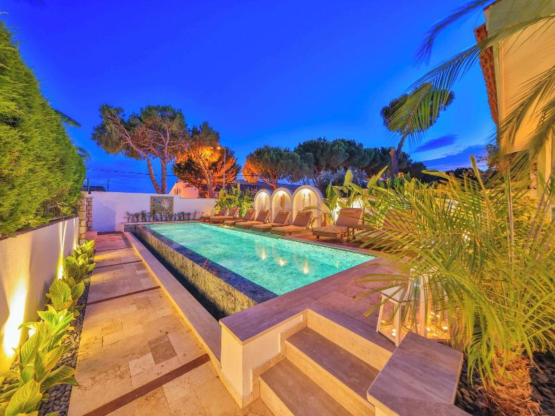 Palas Alacati Adults Only