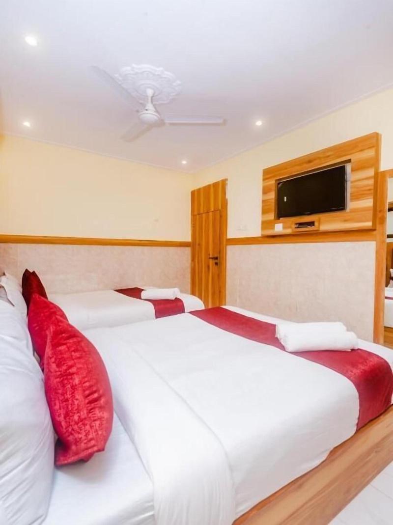 Aman Hotel Cst image