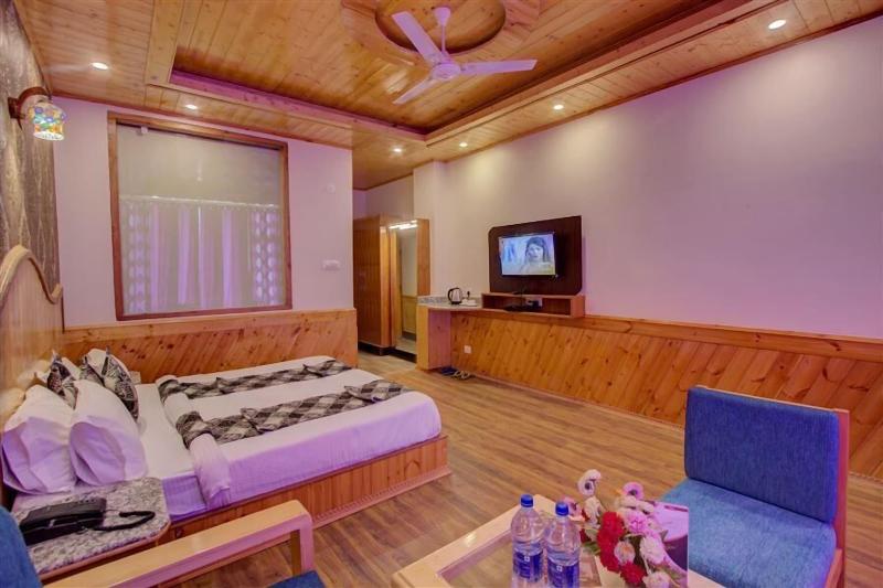 Himalayan Apple Zone Hotel image