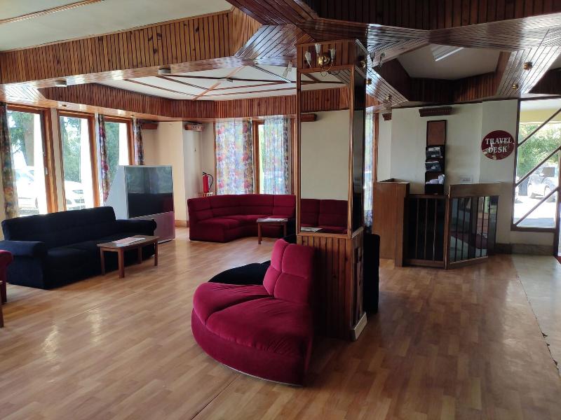 Hotel Pineview Shimla image