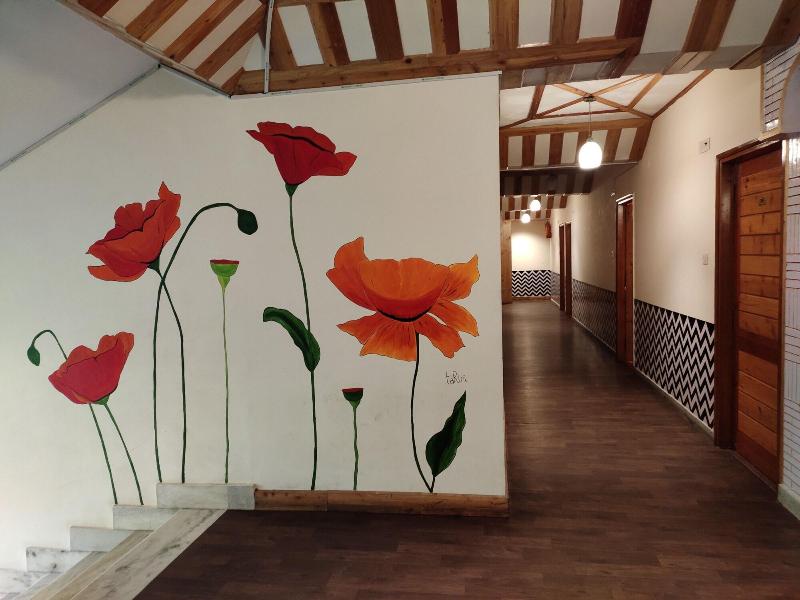Hotel Pineview Shimla image