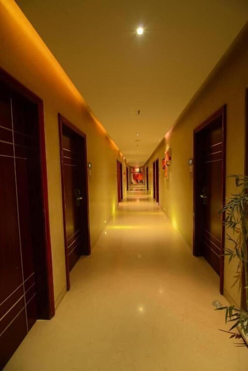 Kyriad Hotel Indore by OTHPL image