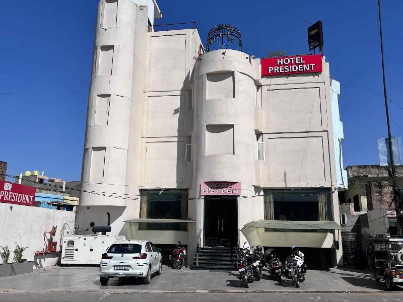 Hotel President image