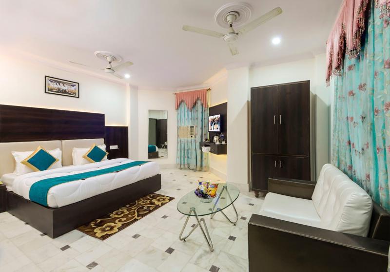 Hotel President image