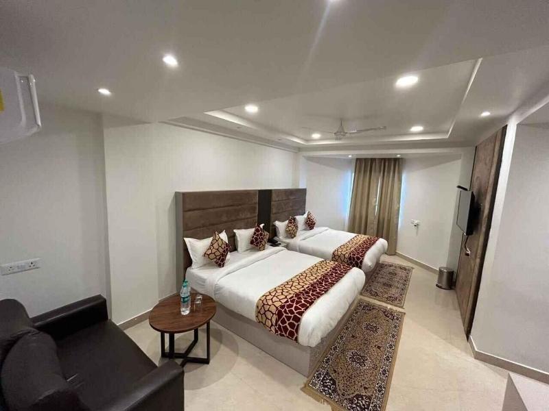 Hotel President image