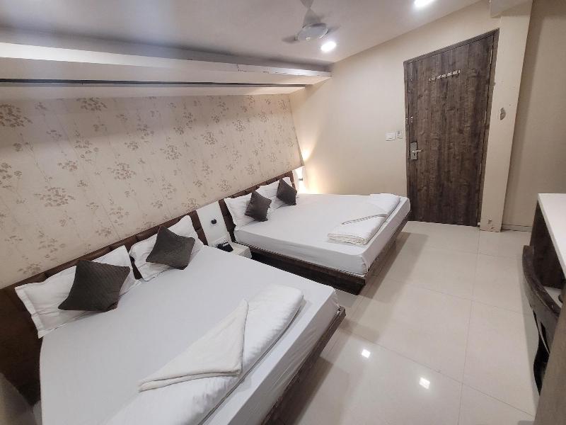 Hotel Heritage image