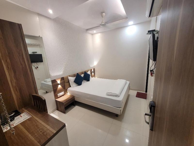 Hotel Heritage image