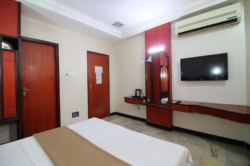 Hotel Naveen image