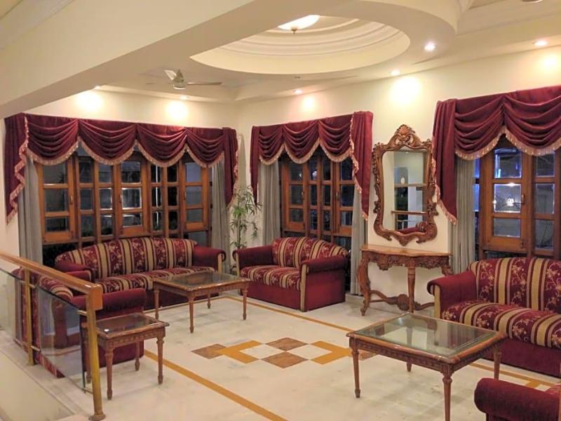 Hotel Shiva Residency