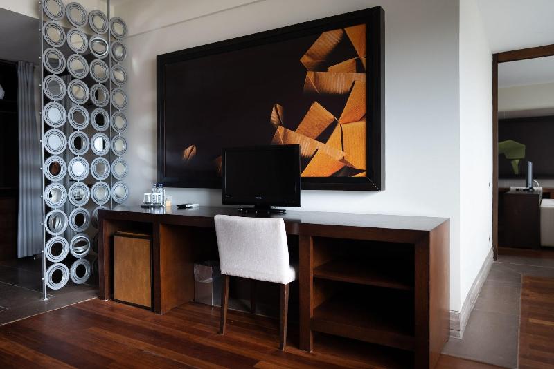 No 81 Hotel image