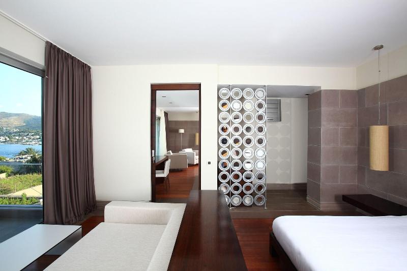 No 81 Hotel image