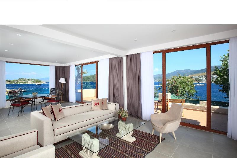 No 81 Hotel image