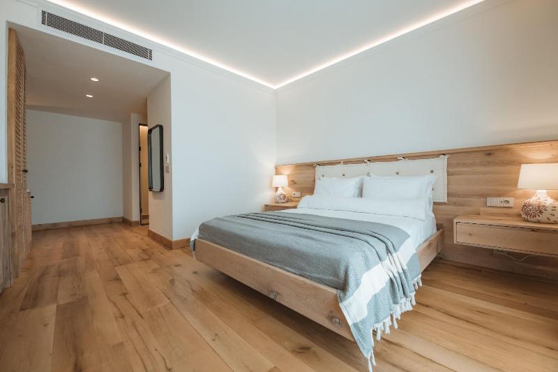 Hotel Unique Boutique Class Adults Only image