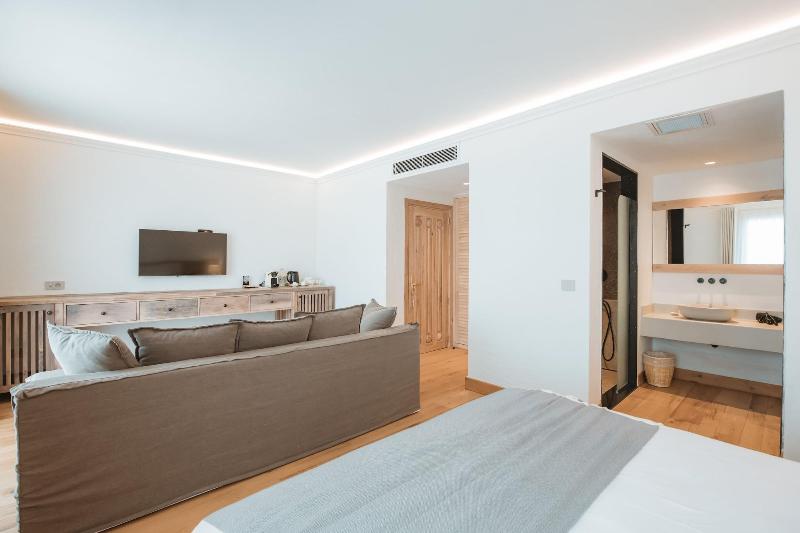 Hotel Unique Boutique Class Adults Only image