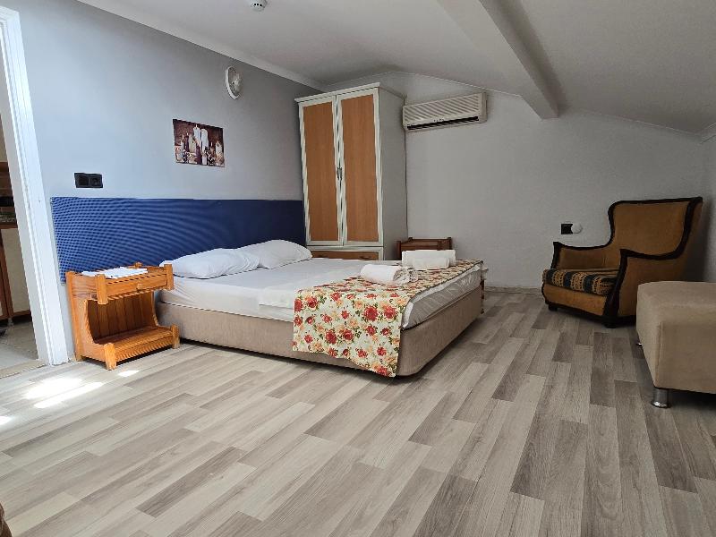 California Apart Hotel image