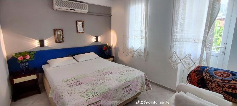 California Apart Hotel image