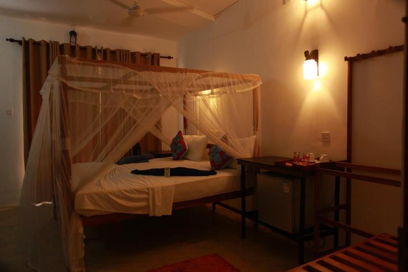 Mirissa Beach Inn image