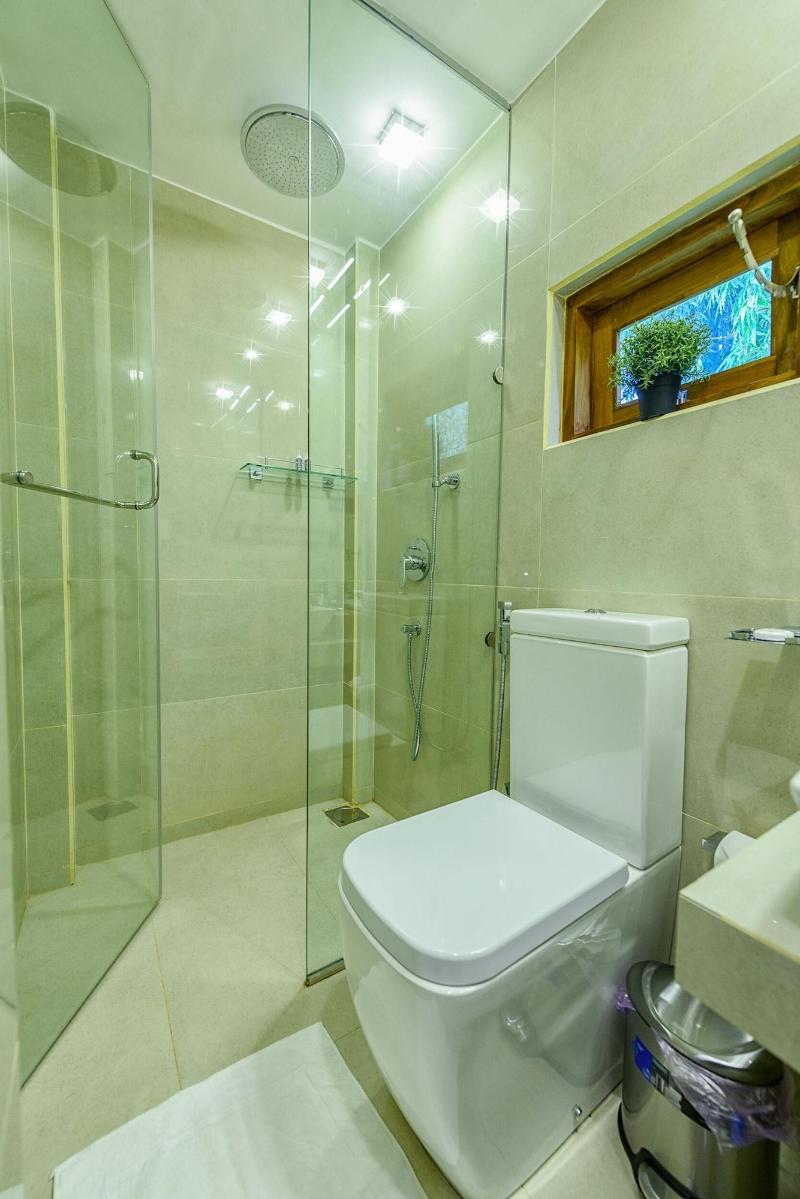 Aryana Hotel image