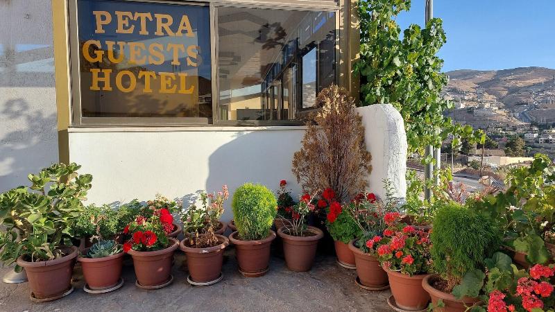 Petra Guests Hotel image