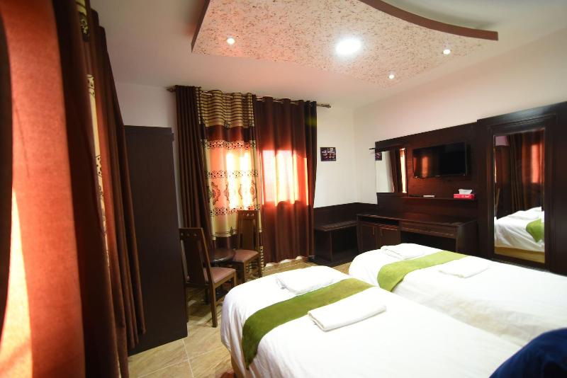 Petra Guests Hotel image