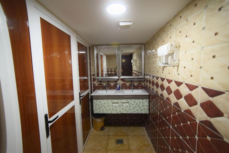 Petra Guests Hotel image