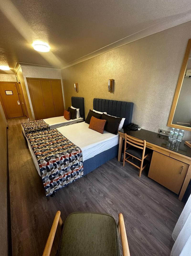 Gimat Otel image