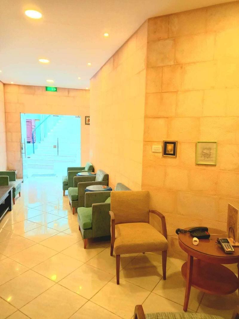Petra Town Chech In Hotel image