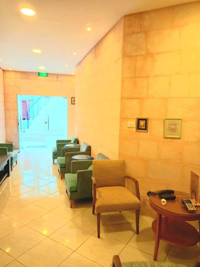 Petra Town Chech In Hotel image
